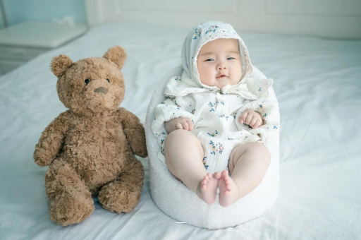 吕梁宝宝吃不饱母乳的症状